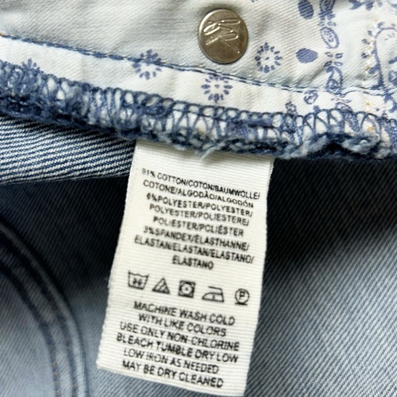 FREE PEOPLE x We The Free CRVY Vintage High Rise Short Size 34 - Picture 3 of 6